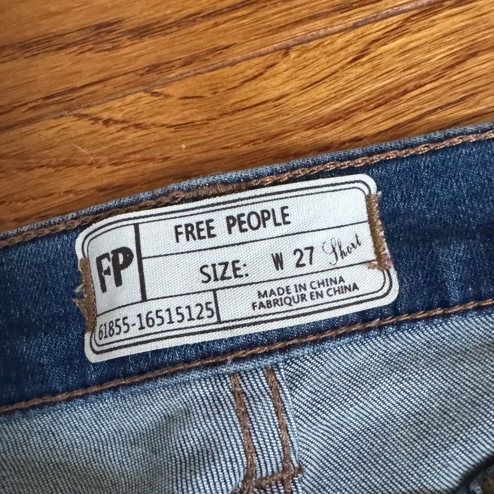 FREE PEOPLE GREAT HEIGHTS FRAYED SKINNY JEAN WORN INDIGO DENIM PANTS‎ - Picture 10 of 11